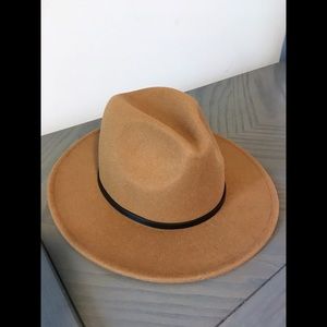 HAT Womens Classic Wide Brim Panama Wool Fedora